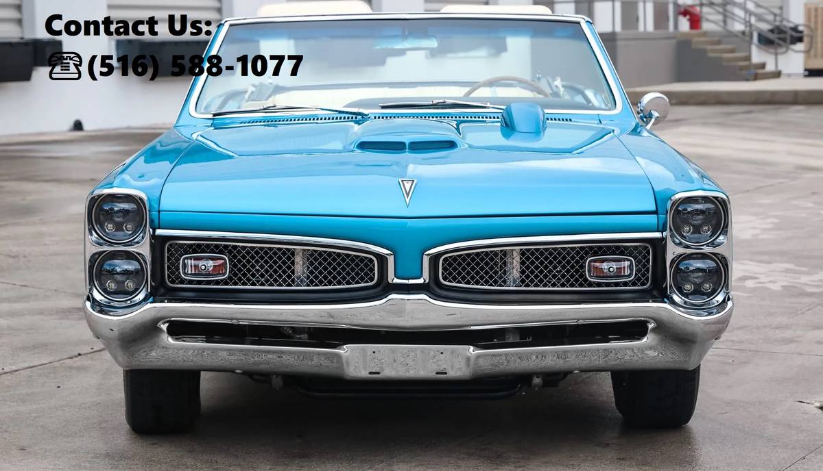 Pontiac-Gto-convertible-1967-blue