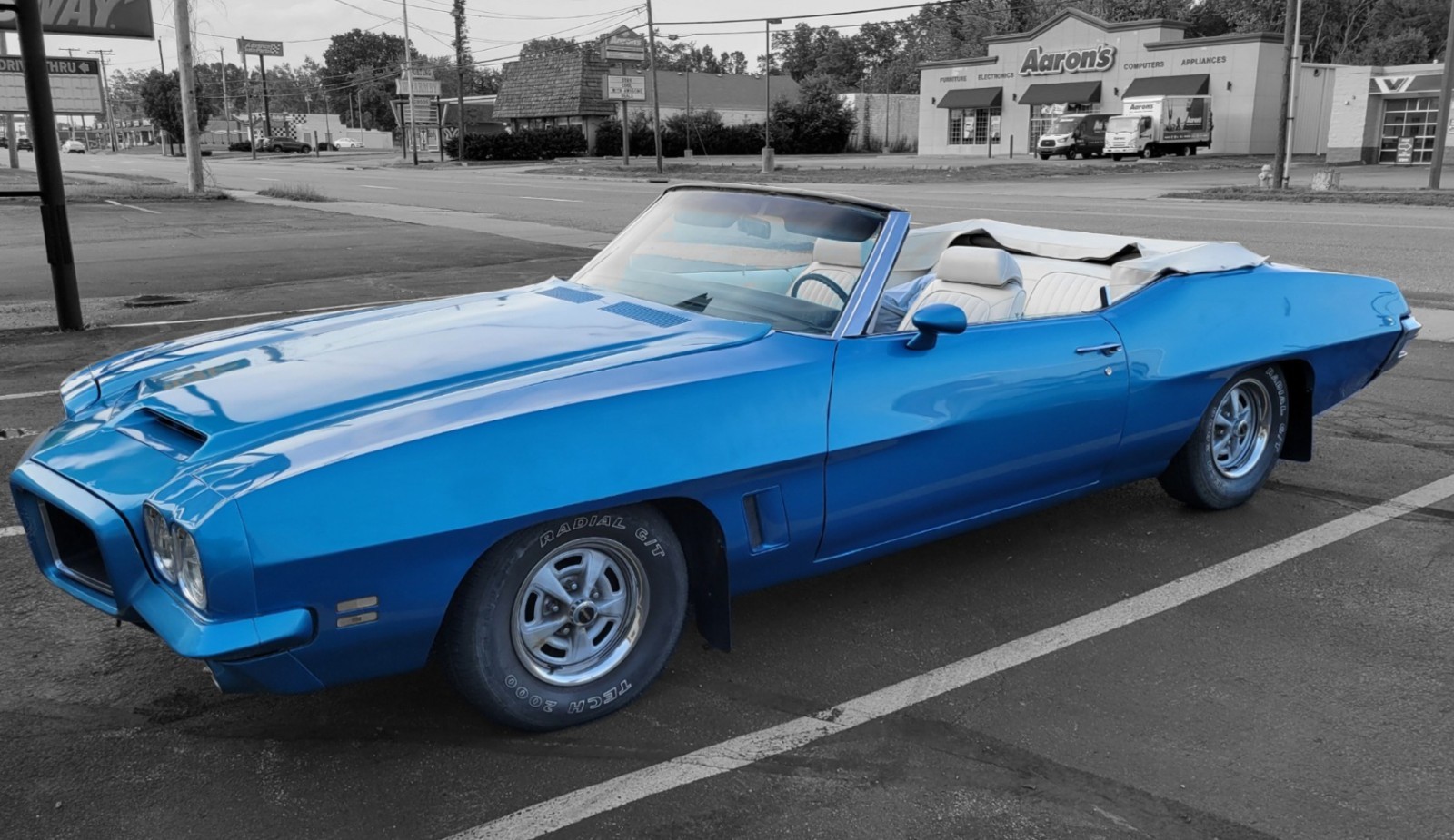 Pontiac-Lemans-1972-Convertible-Ivory