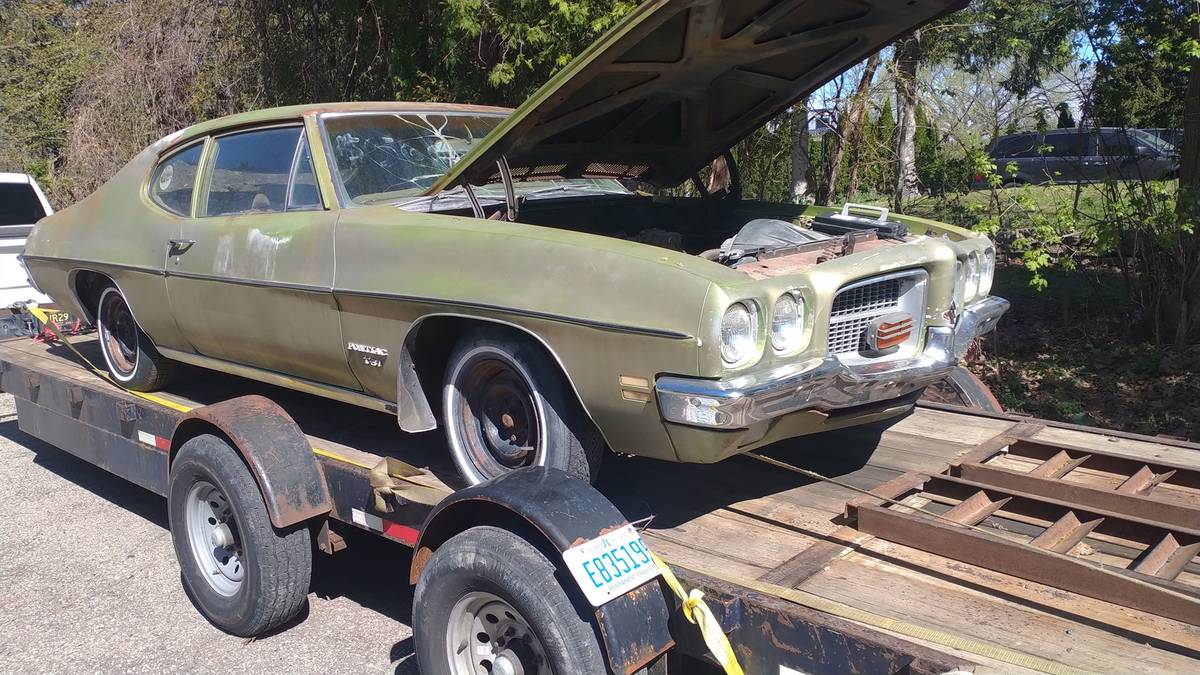 Pontiac-Lemans-t-37-1971-green