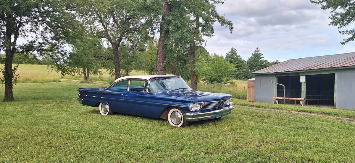Pontiac-Star-chief-1960-blue
