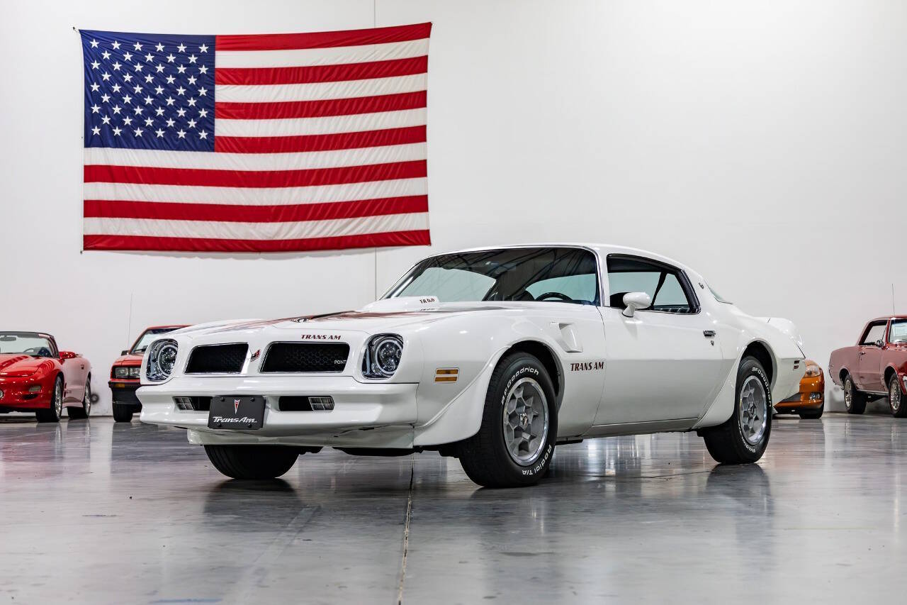 Pontiac-Trans-am-1976-White-Black