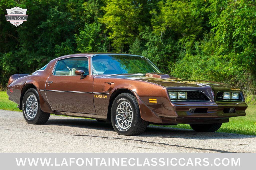 Pontiac-Trans-am-1977-Gold-Buckskin