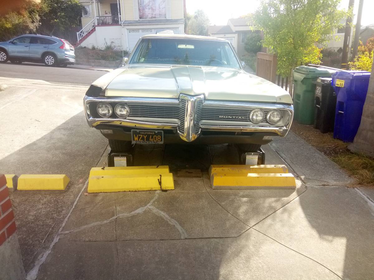 Pontiac-Ventura-1968