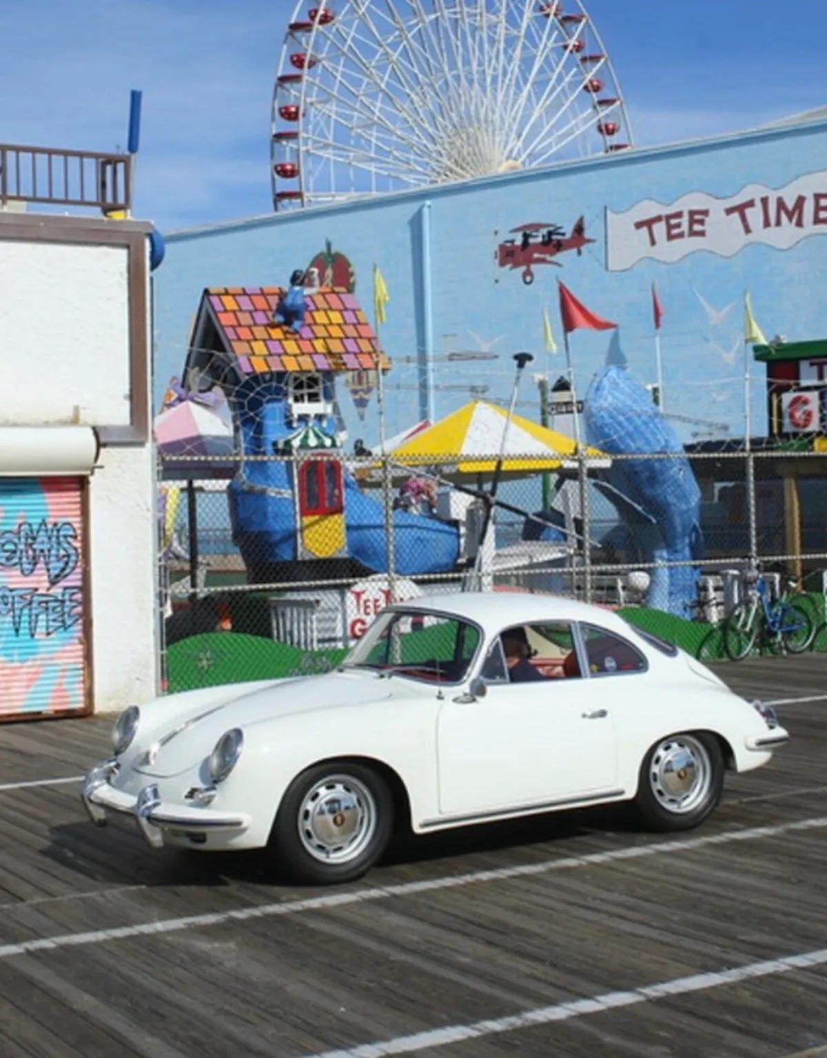 Porsche-356c-1964-White-Red