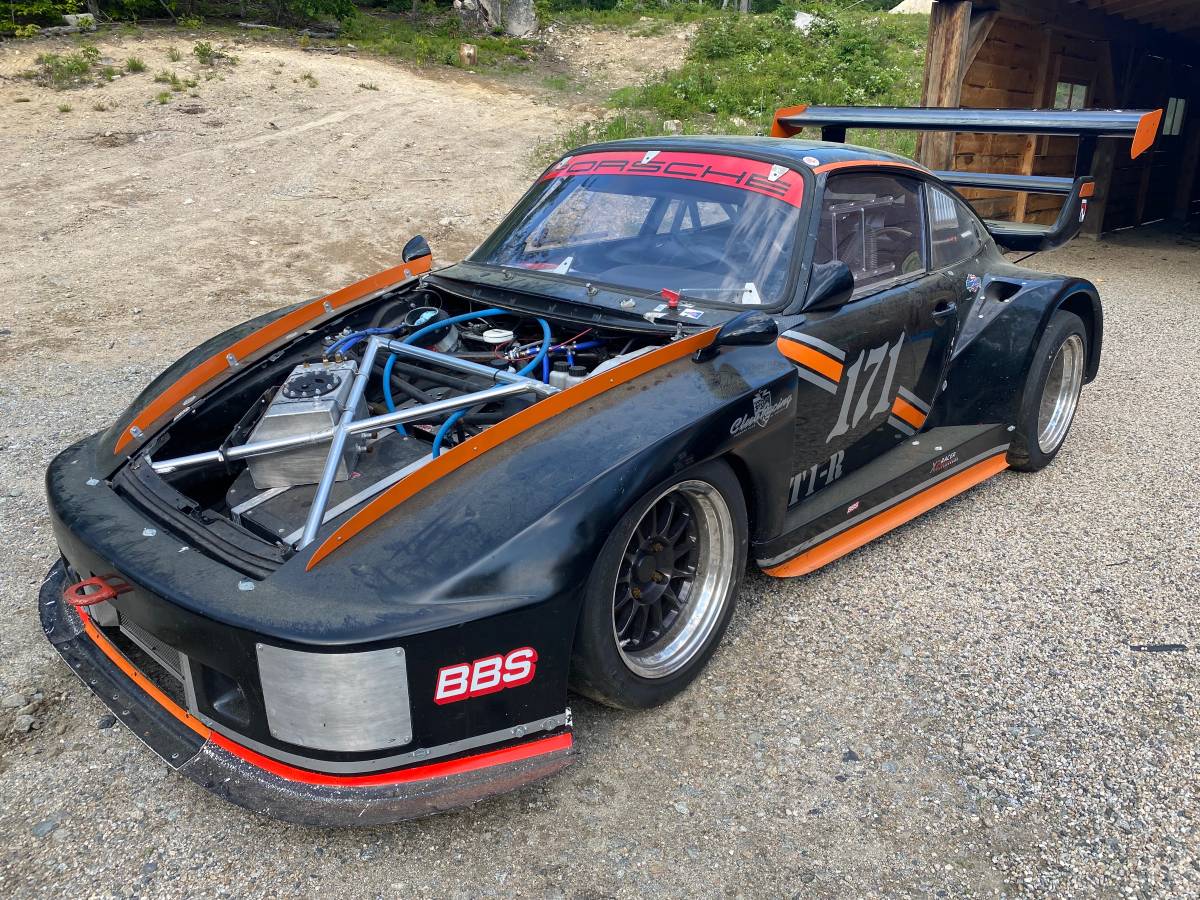 Porsche-911-930-935-turbo-1986
