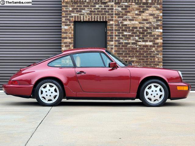 Porsche-911-carera-2-1990-red