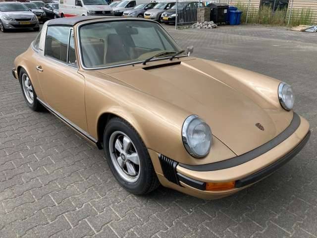 Porsche-911-targa-2.7s-1975