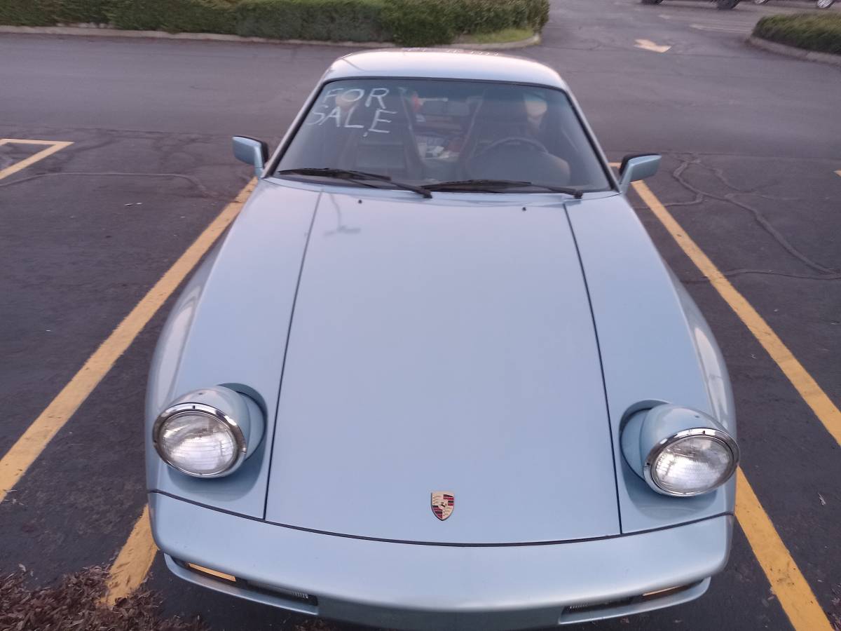 Porsche-928-1980-blue