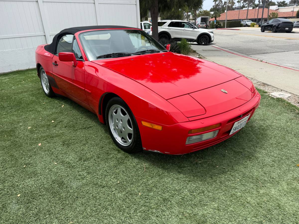 Porsche-944-s2-1990-red