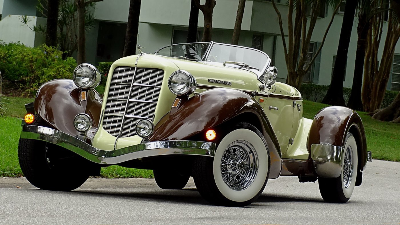 ReplicaKit-Makes-AUBURN-1980-CONVERTIBLE-TAN