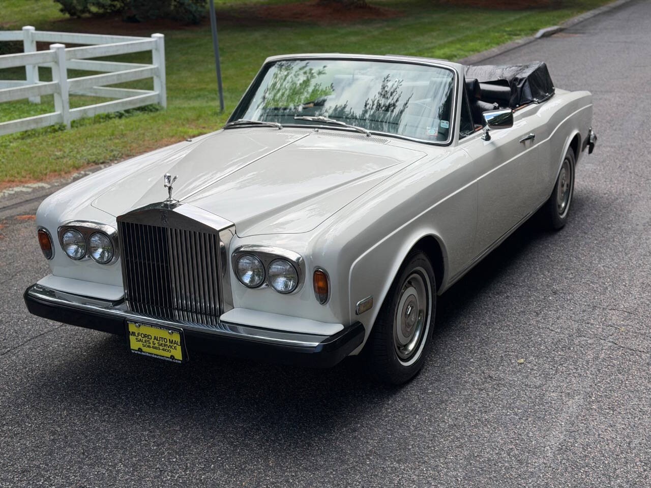 Rolls-Royce Corniche 1976
