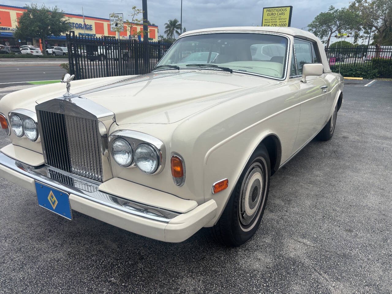 Rolls-Royce Corniche 1988