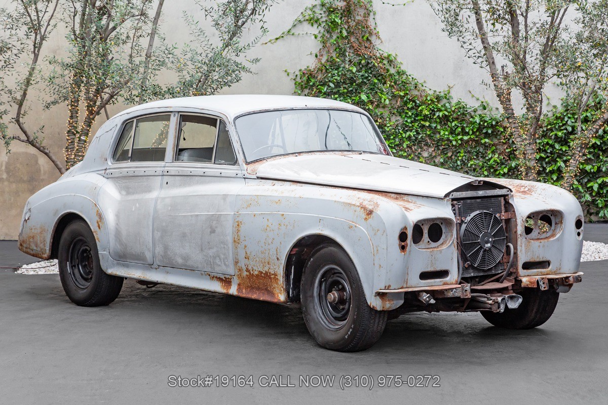 Rolls-Royce-Silver-Cloud-III-1965