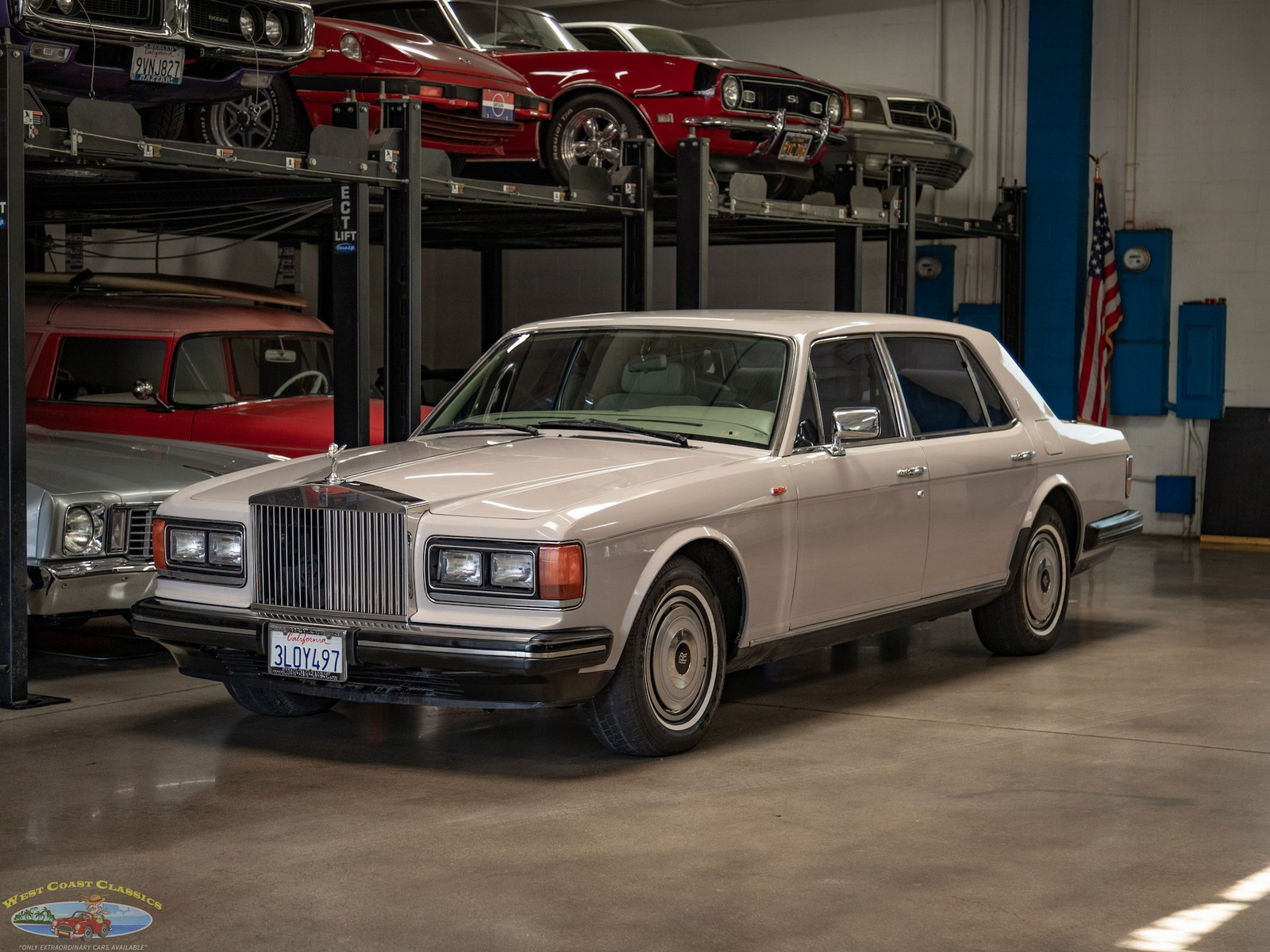 Rolls-Royce-Silver-Spur-1987-Sedan