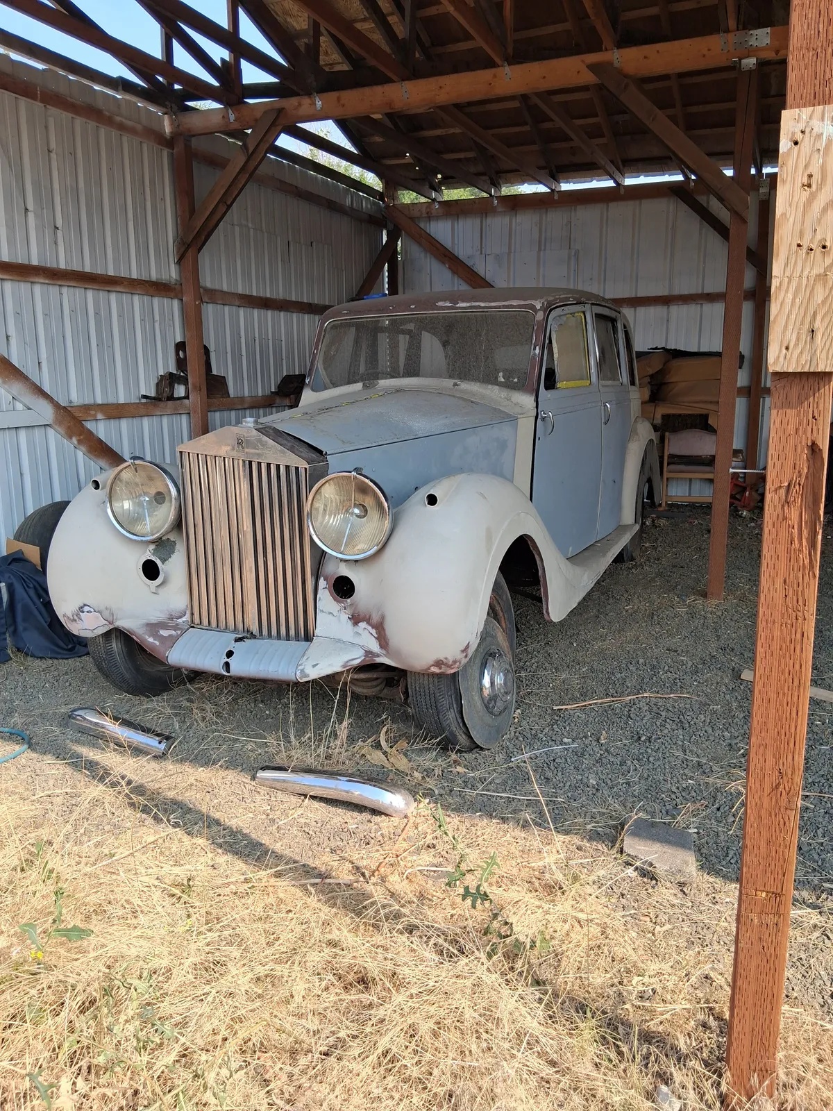 Rolls-royce-Silver-wraith-1950-Black-And-Gray-Primer-Camel