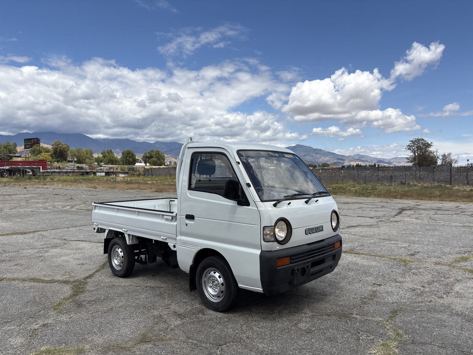 SUZUKI-Carry-660CC-4MT-EL-Gear-Axle-Lock-2Hi-4Hi-4Low-1992-Truck-Grey