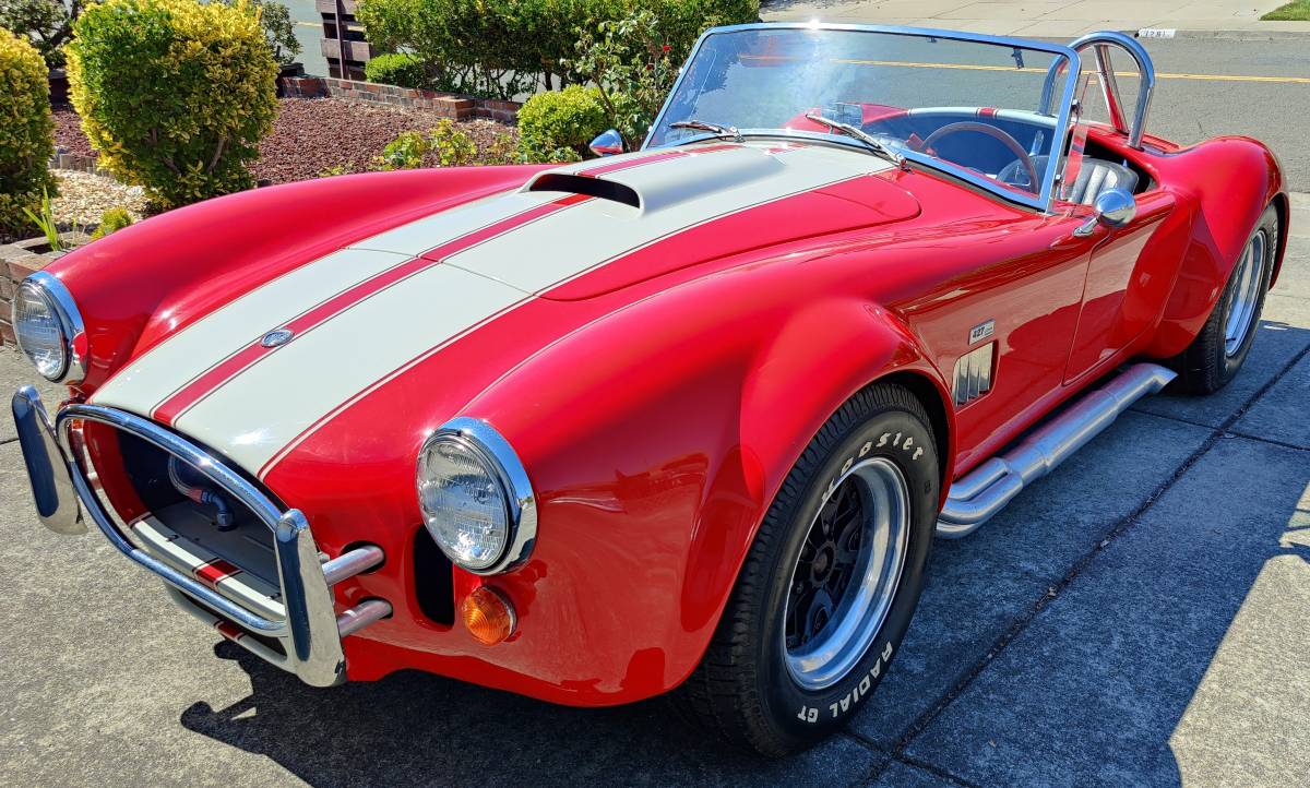 Shelby-Cobra-427-replica-1965-Red