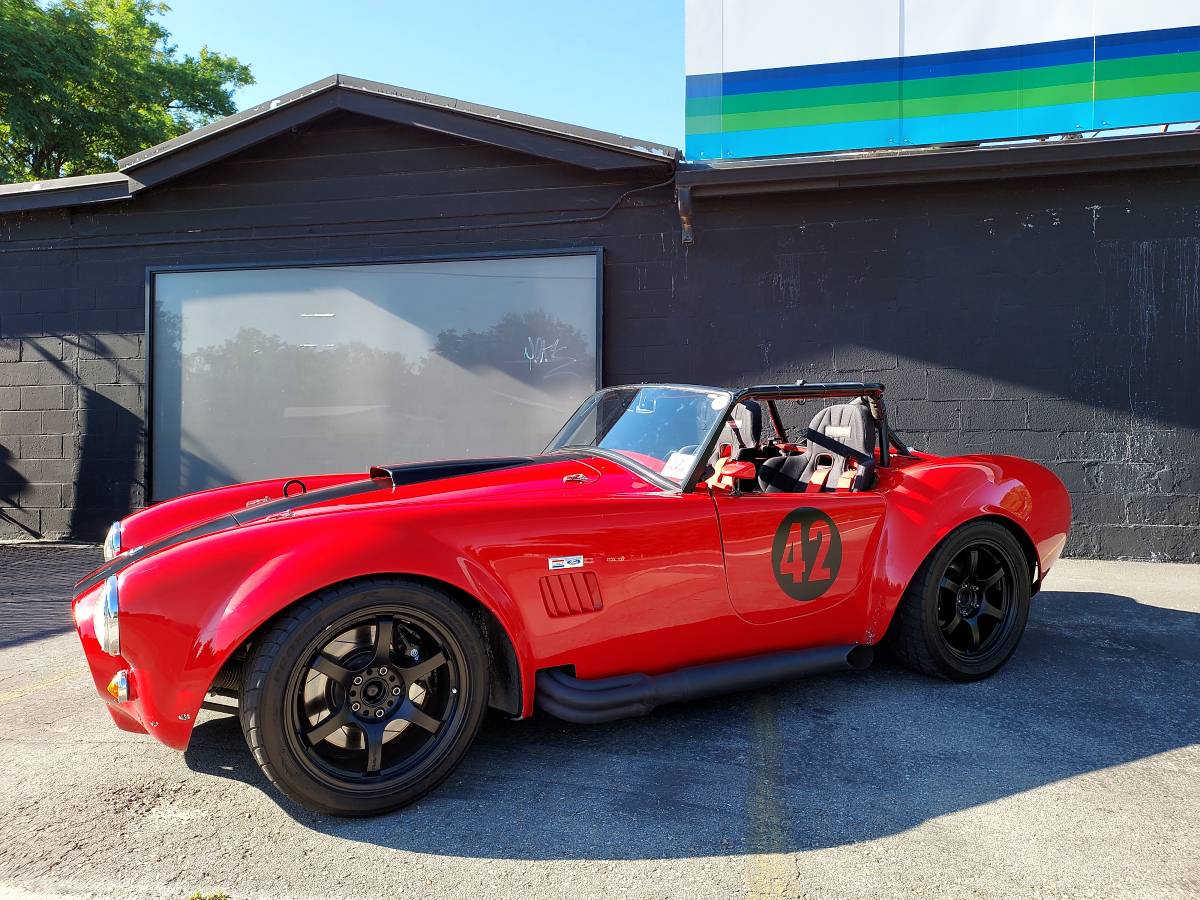 Shelby-Cobra-replica-1965-red