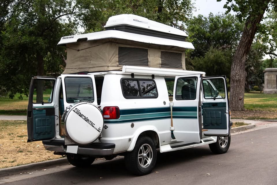 Sportsmobile-Ram-b250-1996