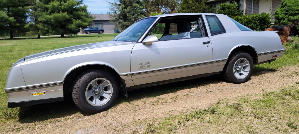 Ss-monte-carlo-areo-coupe-1987-silver Ss-monte-carlo-areo-coupe-1987-silver