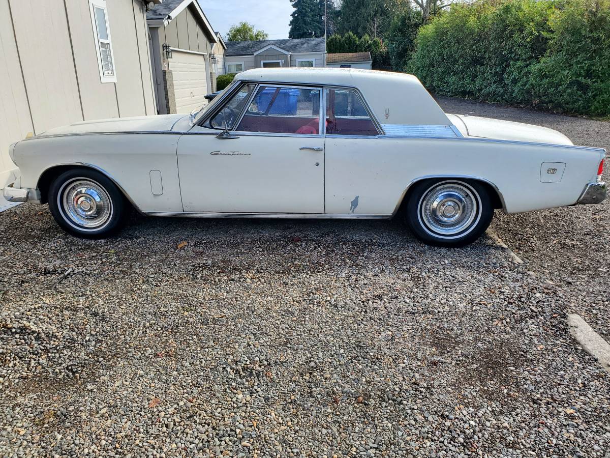 Studebaker-Hawk-gt-1962-white