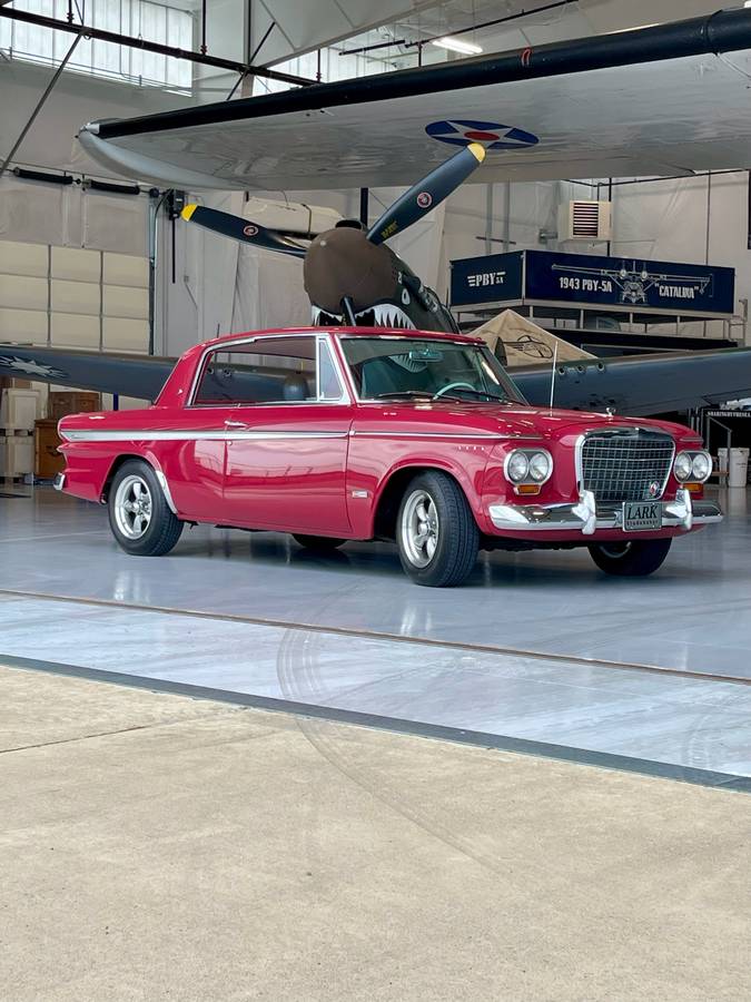 Studebaker-Lark-daytona-r2-1963-red
