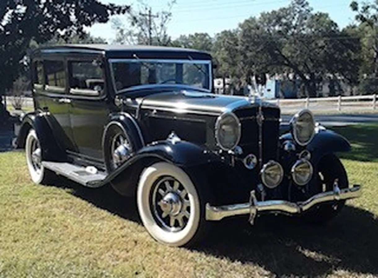Studebaker-President-1932-Tan