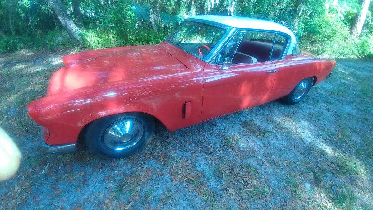 Studebaker-Starliner-coupe-1953