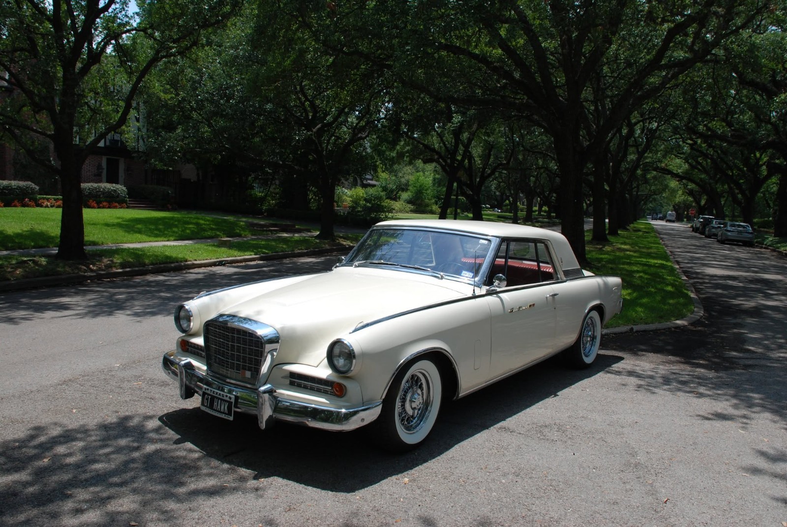 Studebaker-gran-turismo-hawk-1963-Coupe-Burgundy