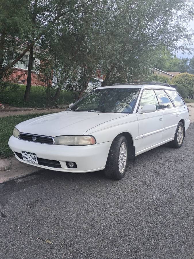 Subaru-Legacy-1995-White
