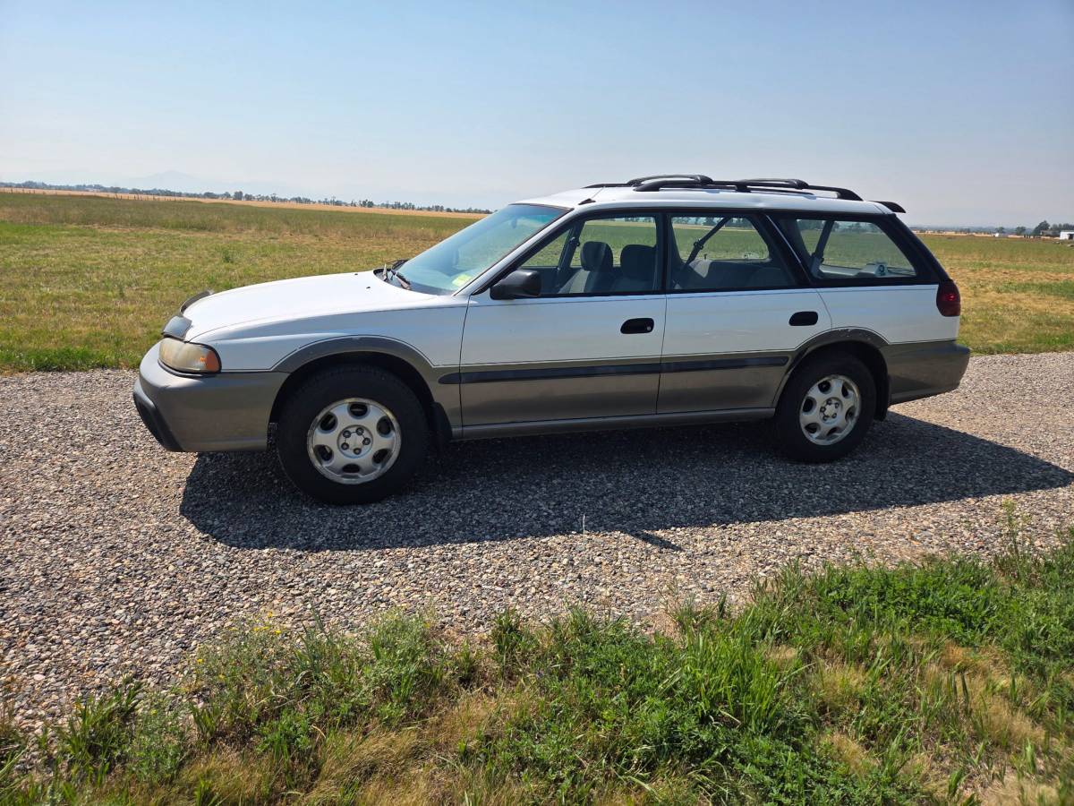 Subaru-Outback-1996