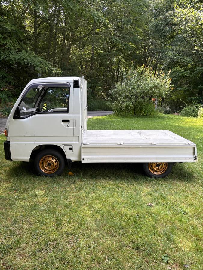 Subaru-Sambar-1995-white