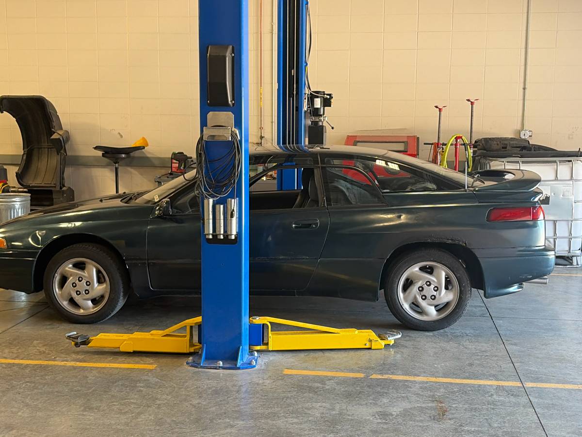 Subarua-svx-1992-green