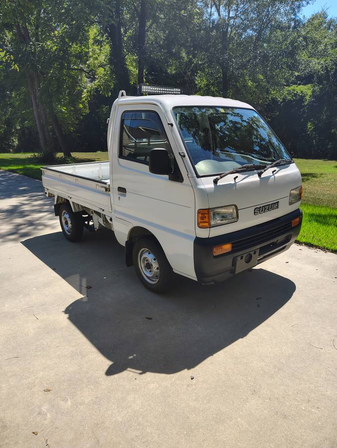 Suzuki-carry-1996-white