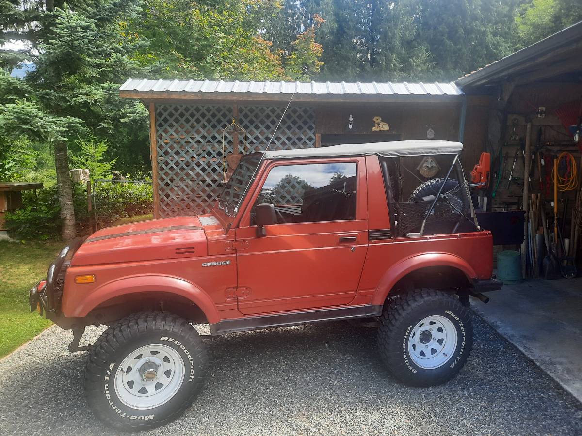 Suzuki-samurai-canvas-top-1986-red