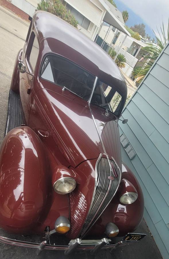 Terraplane-1937-red