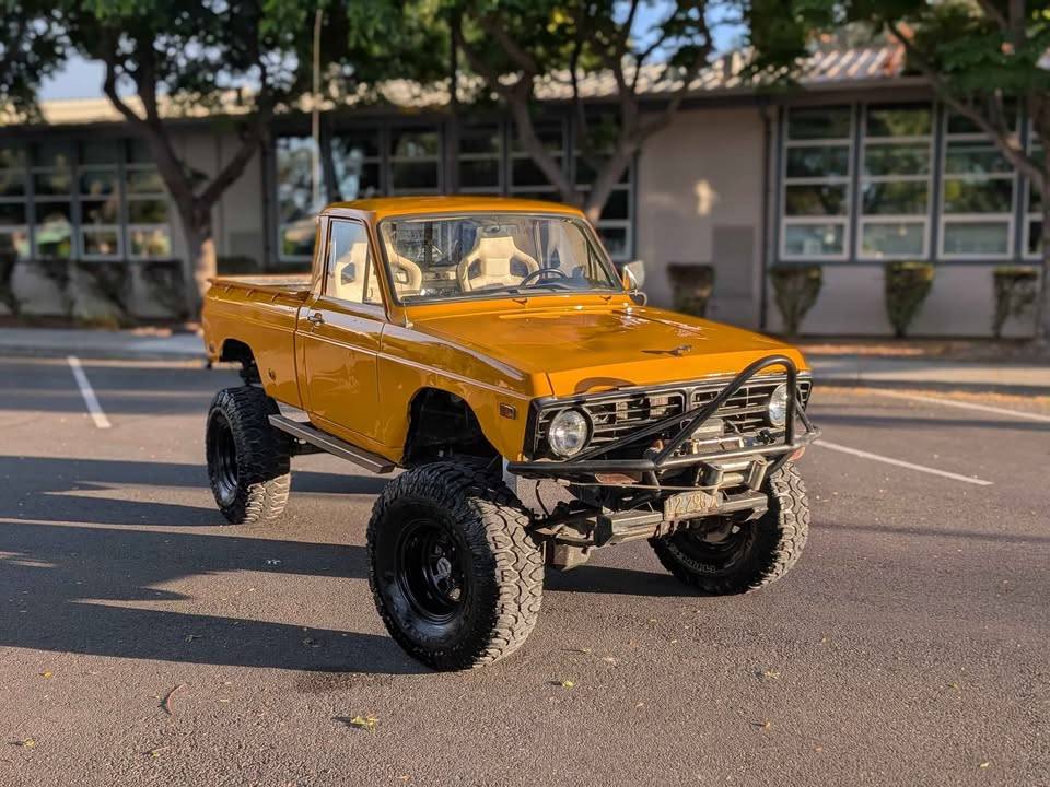 Toyota-4runner-1985-Orange