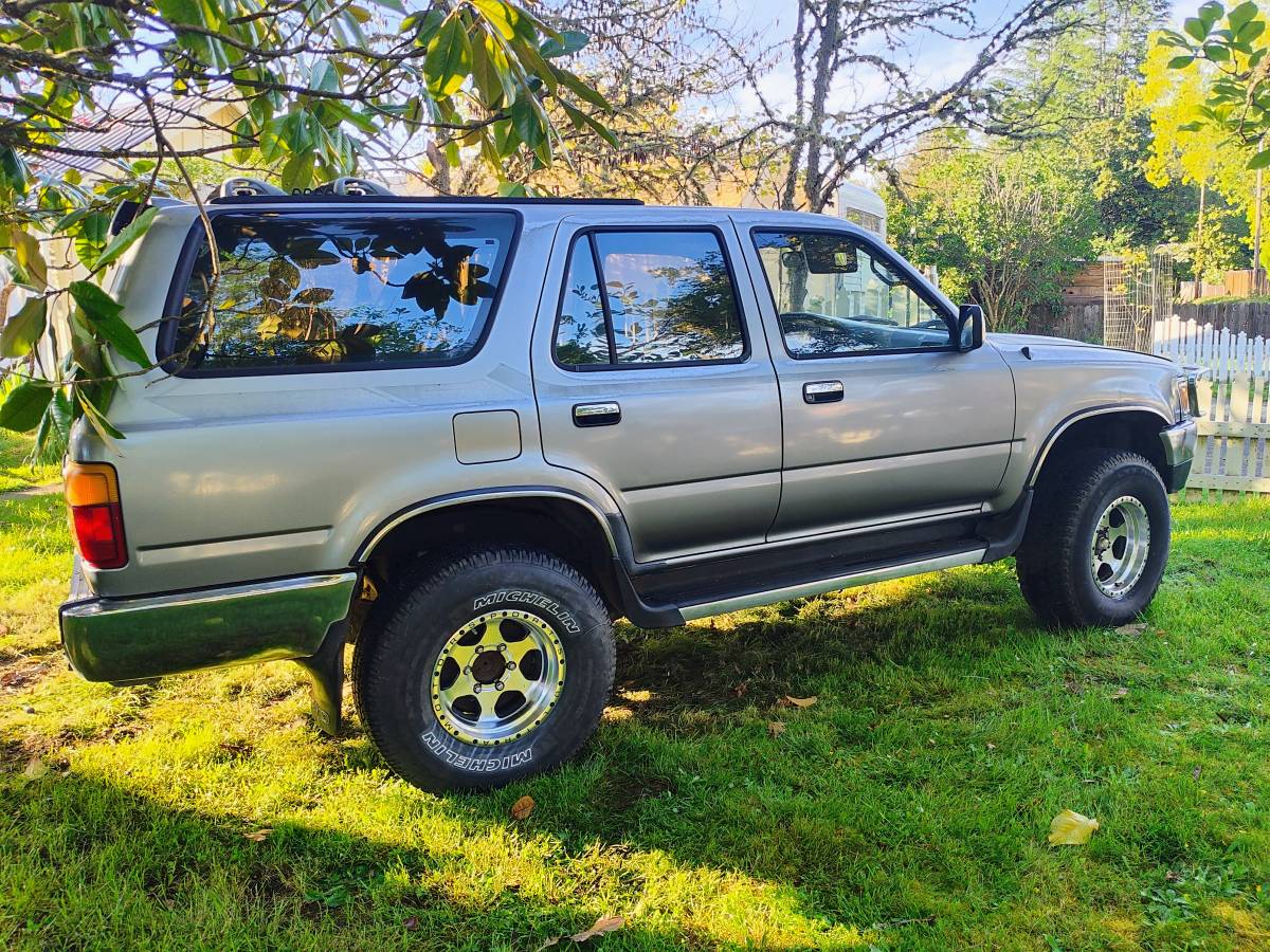 Toyota-4runner-1994-manual-4x4-1994-Gray