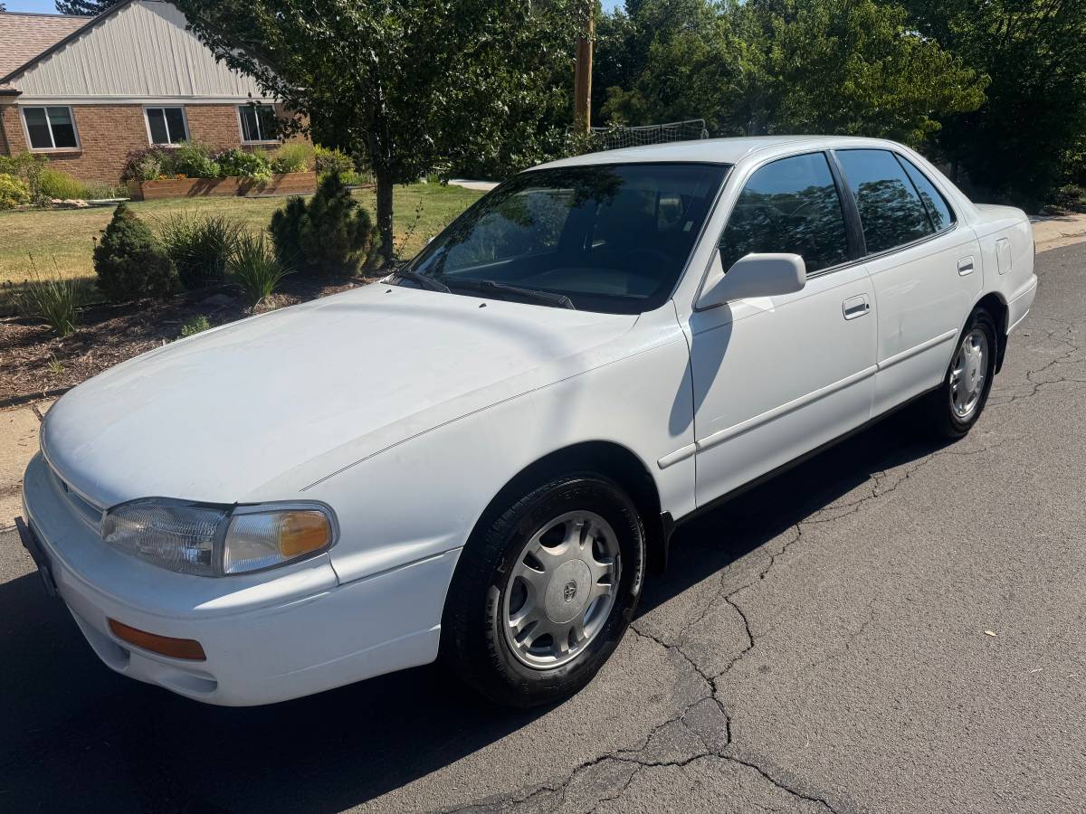 Toyota-Camry-xle-1995