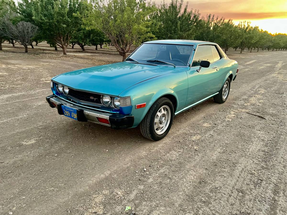 Toyota-Celica-1976-green