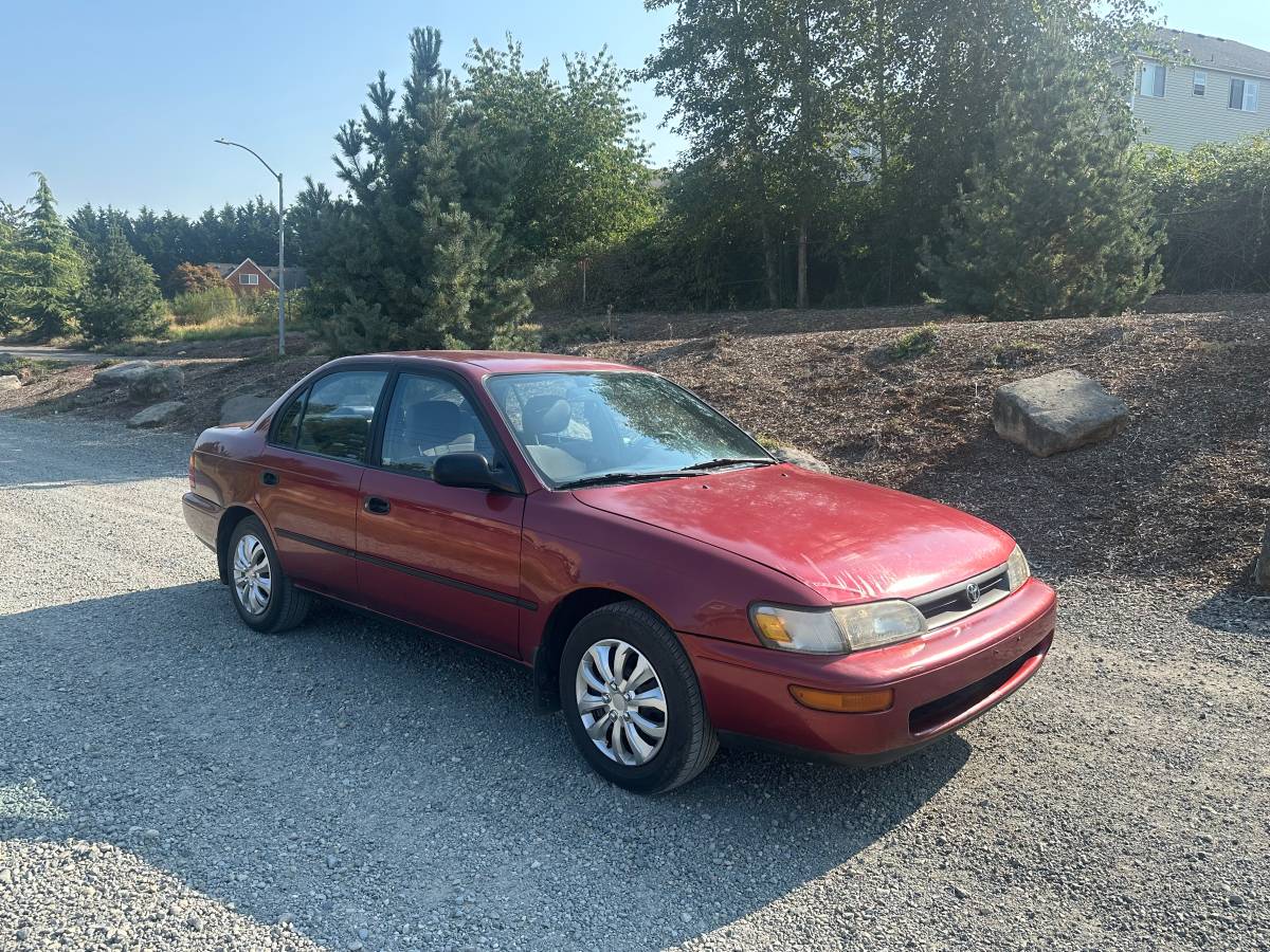 Toyota-Corolla-1993-red