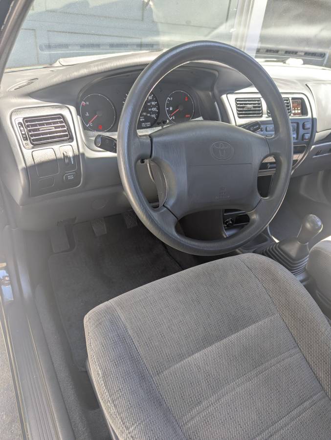 Toyota-Corolla-dx-wagon-1996-green