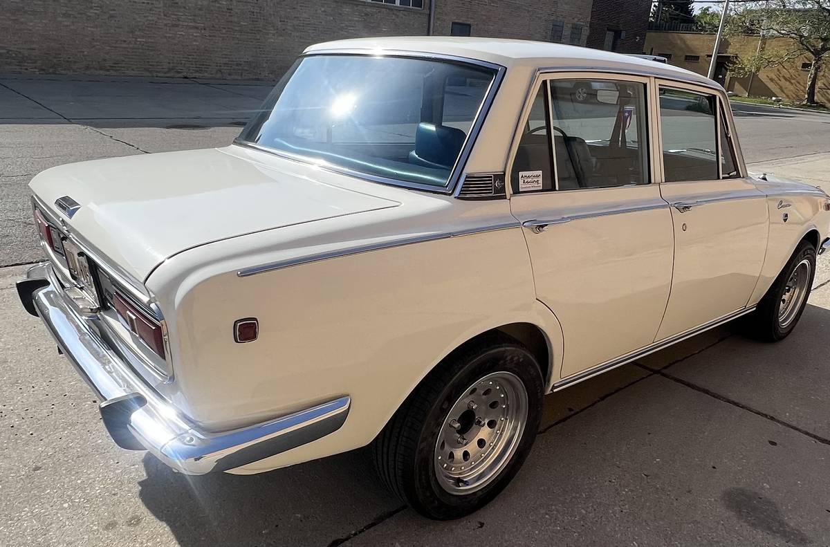 Toyota-Corona-1969