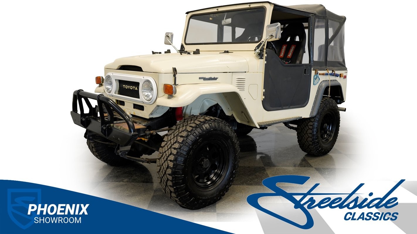 Toyota-FJ40-Land-Cruiser-1974-SUV-Black