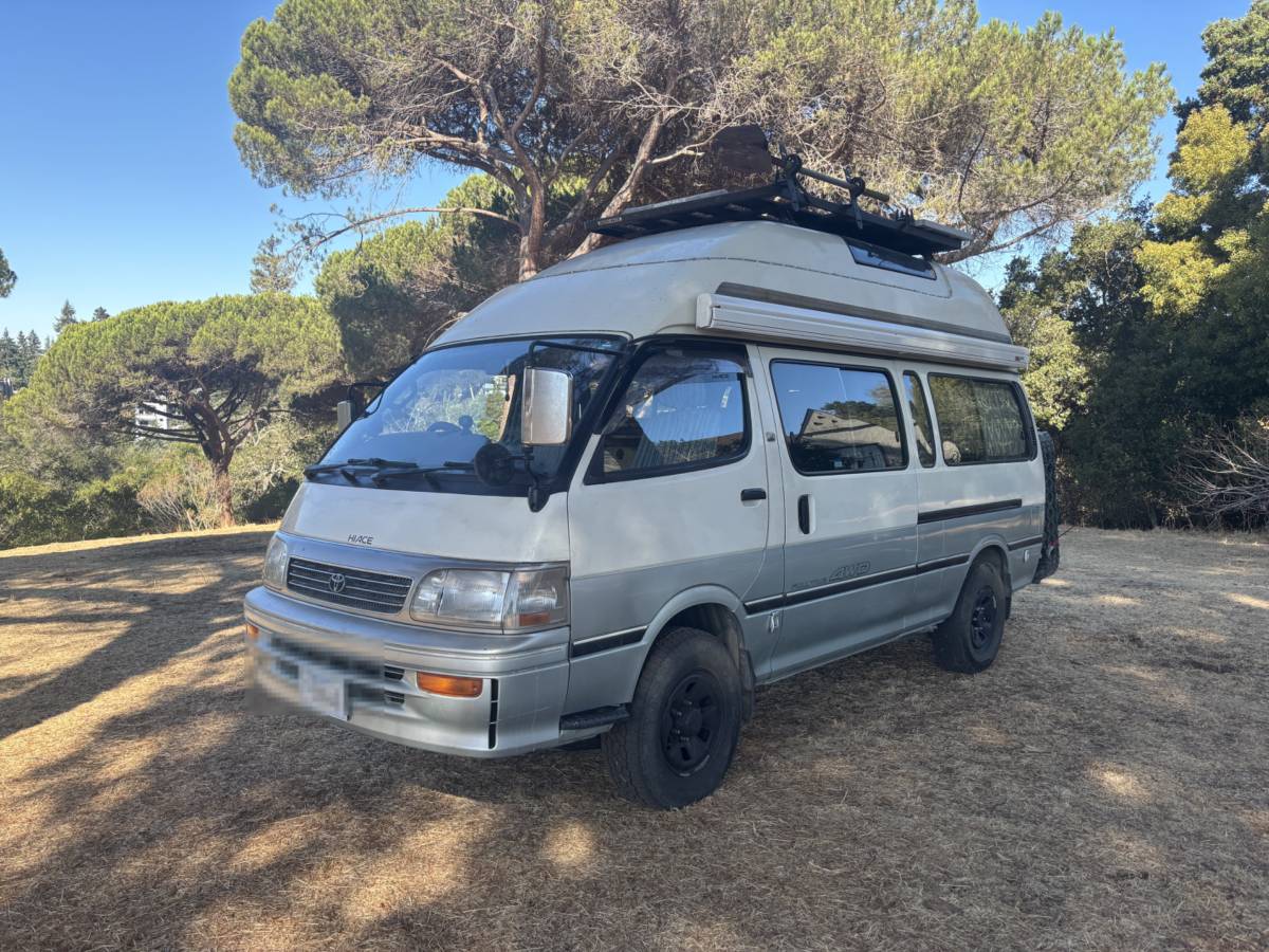 Toyota-Hiace-1996