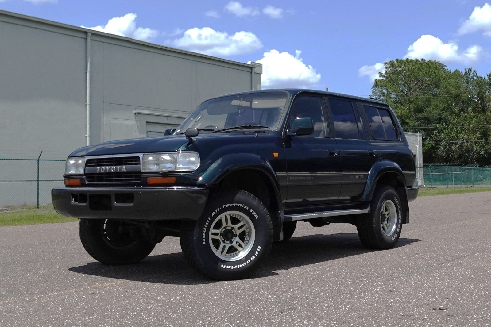 Toyota-Land-Cruiser-1993-SUV-Gray Toyota Land Cruiser 1993