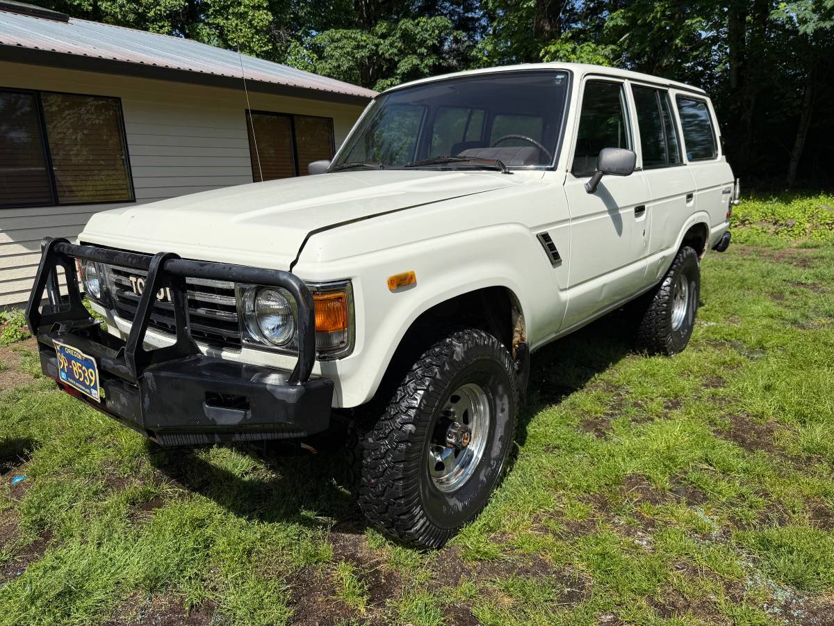 Toyota-Land-cruiser-1983