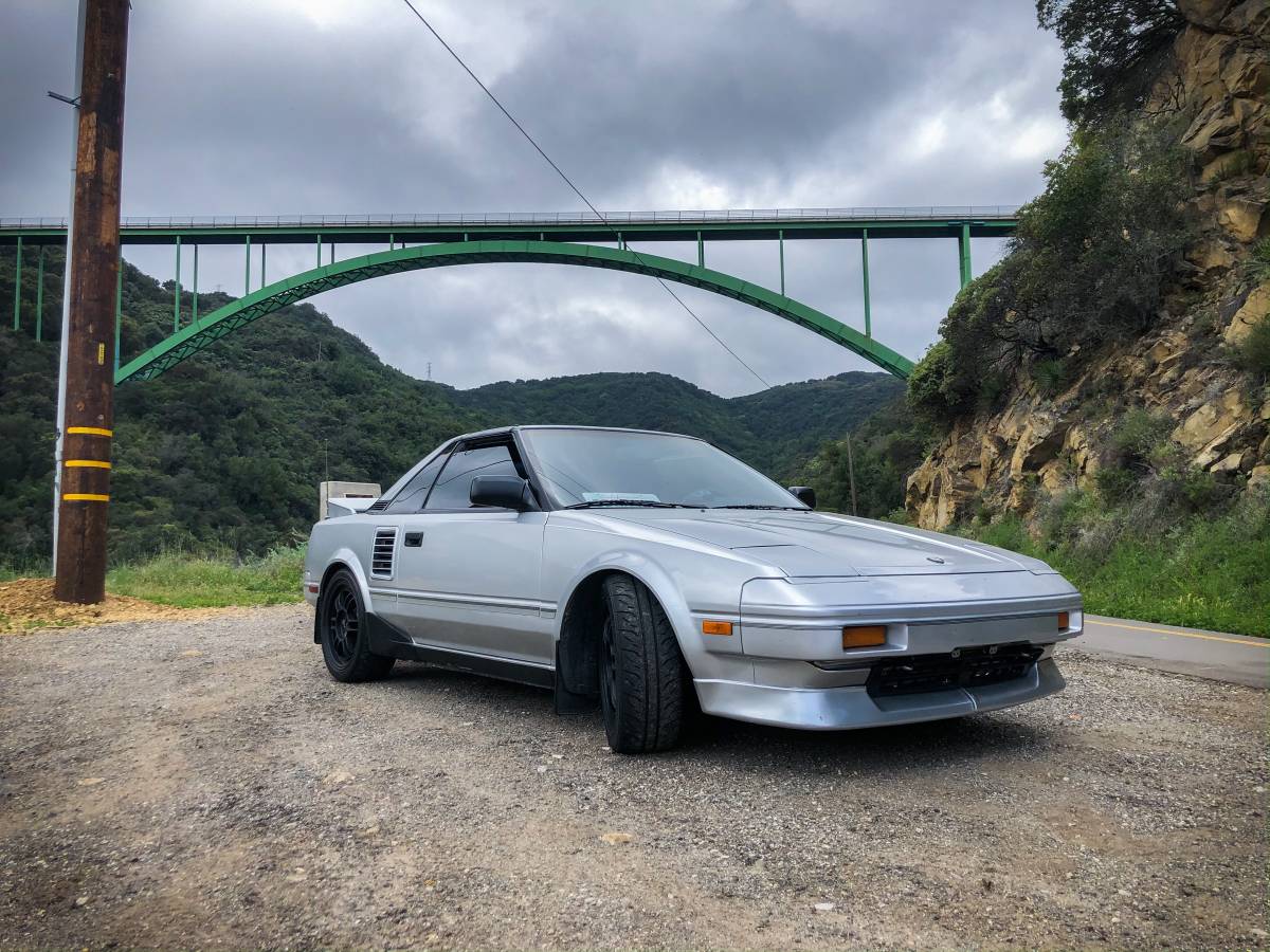 Toyota-Mr2-1987-silver