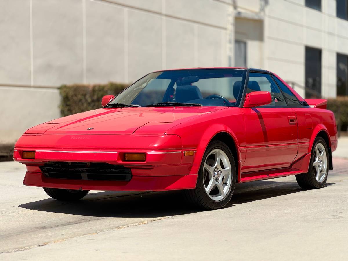 Toyota-Mr2-with-sport-roof-1989-red