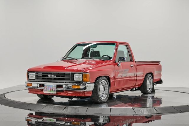 Toyota-Pickup-1987-Standard-Cab-Pickup
